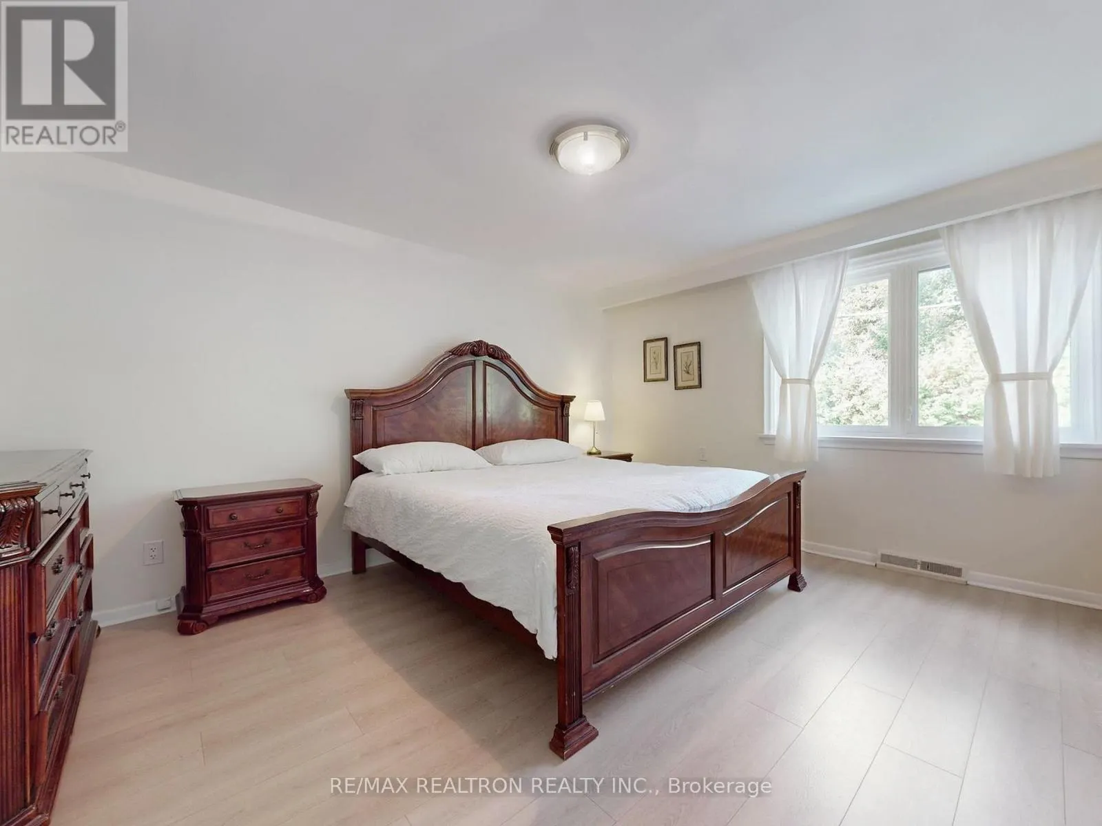 46 PALOMINO CRESCENT