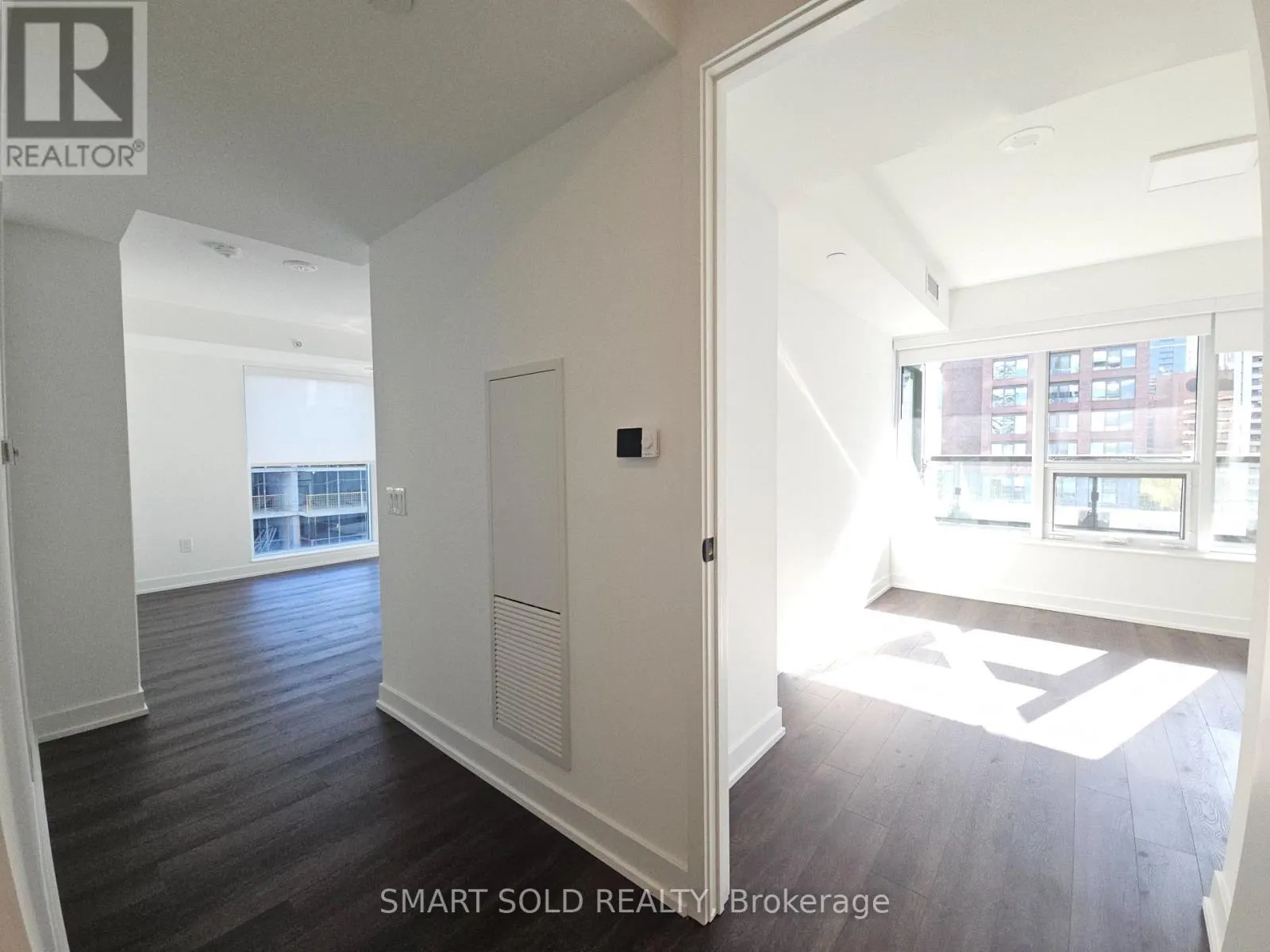 702 - 609 SHERBOURNE STREET