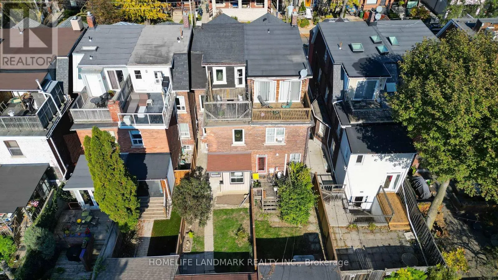 35 DUPONT STREET