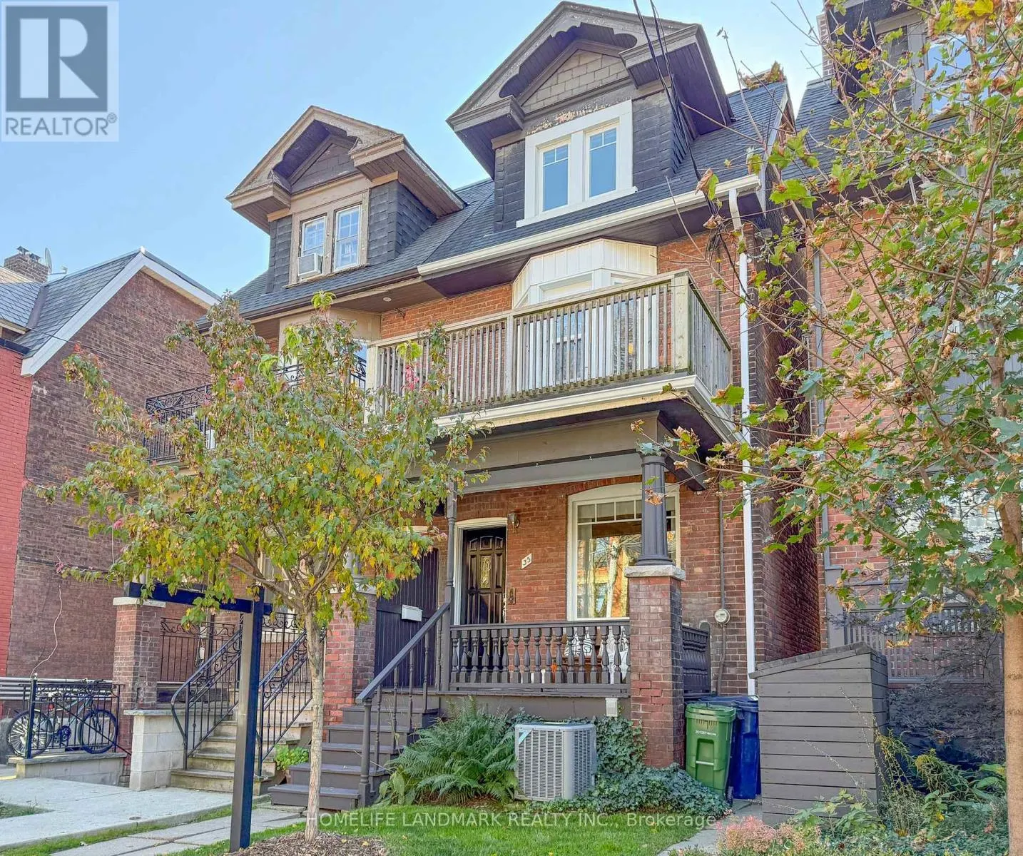 35 DUPONT STREET