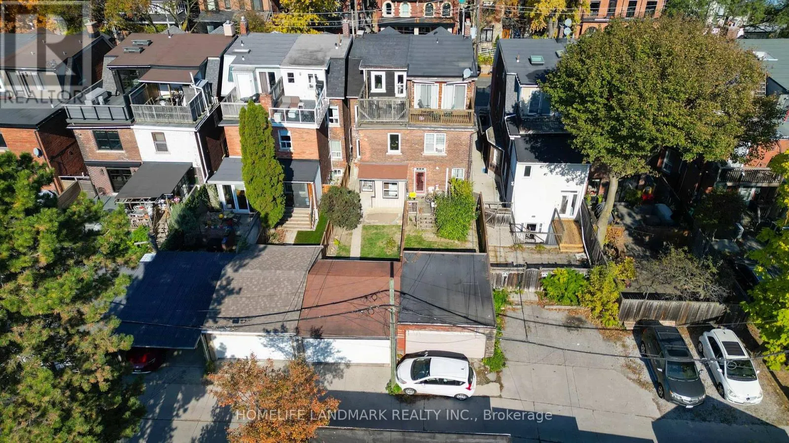 35 DUPONT STREET