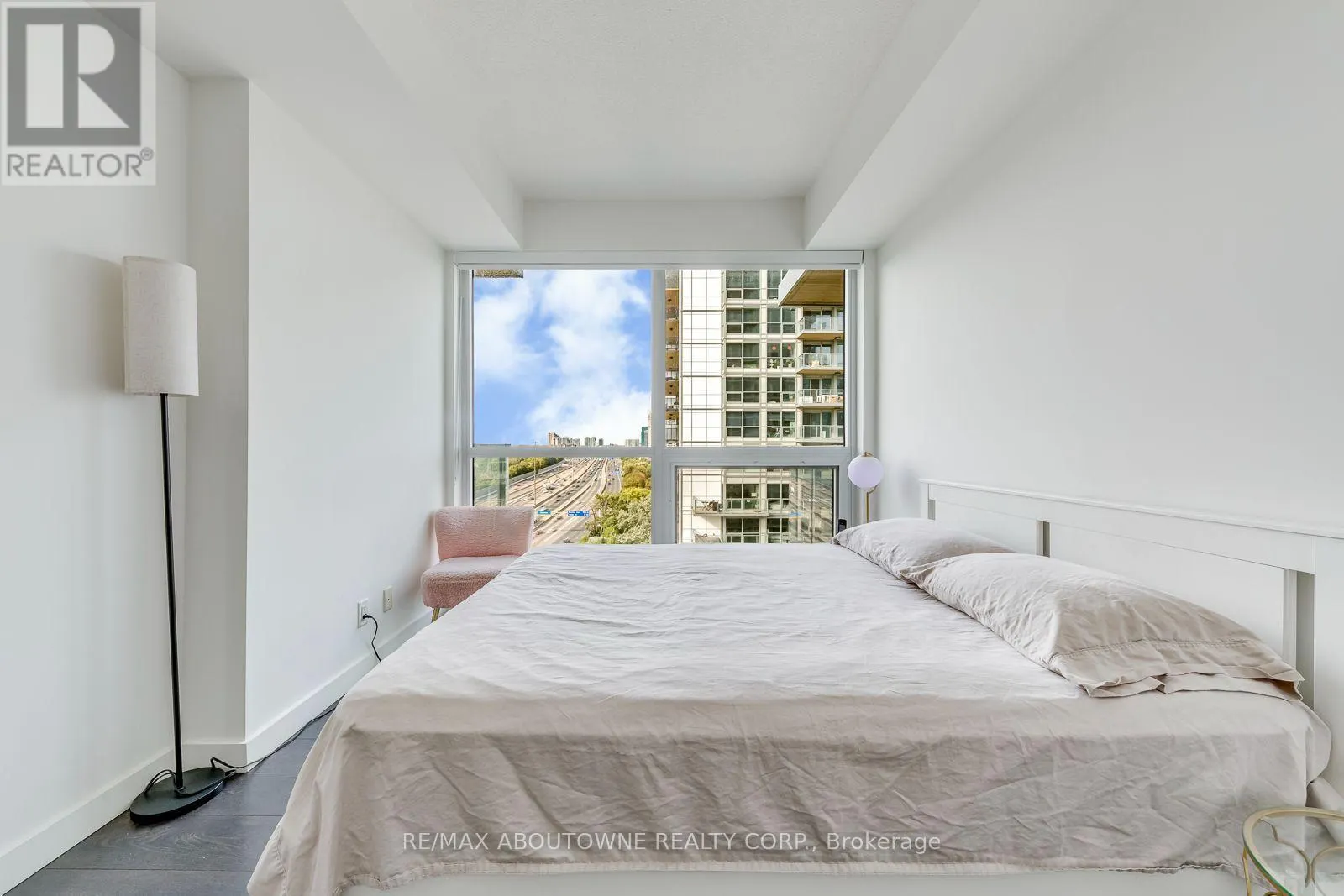 1706 - 27 MCMAHON DRIVE