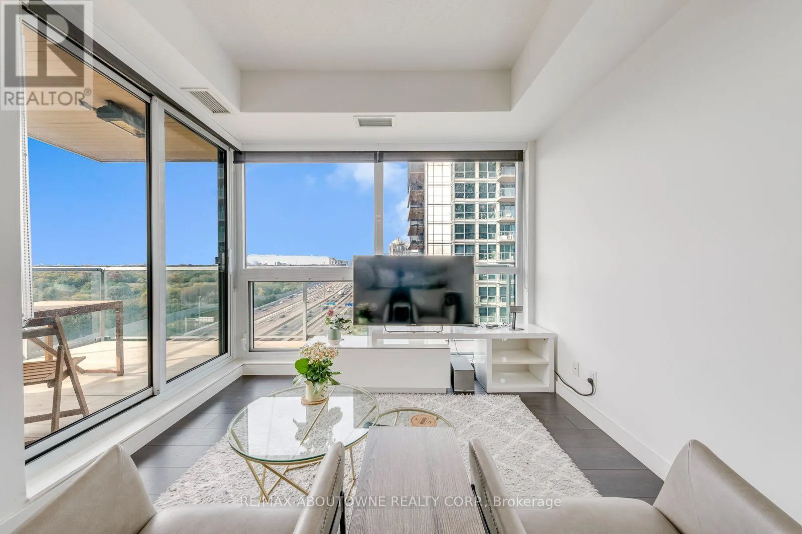 1706 - 27 MCMAHON DRIVE