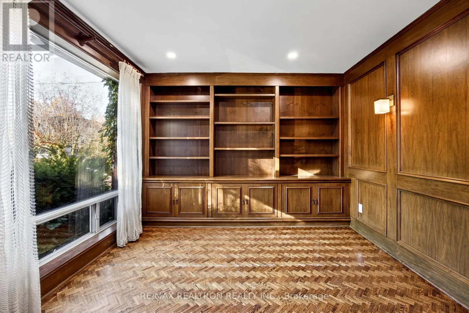 26 SHELBORNE AVENUE