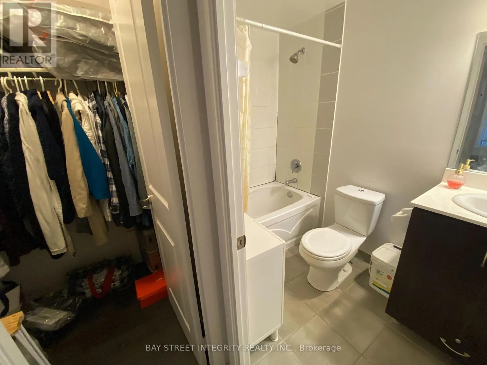 307 - 5168 YONGE STREET