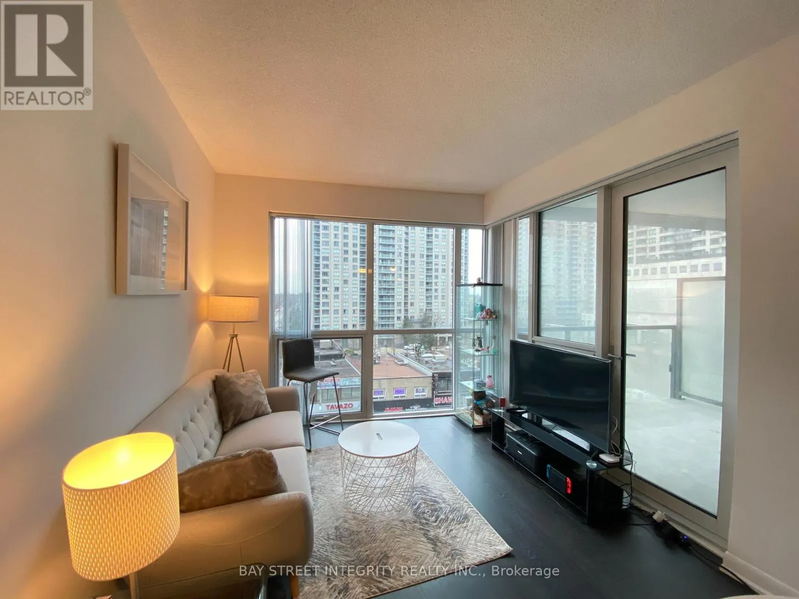 307 - 5168 YONGE STREET