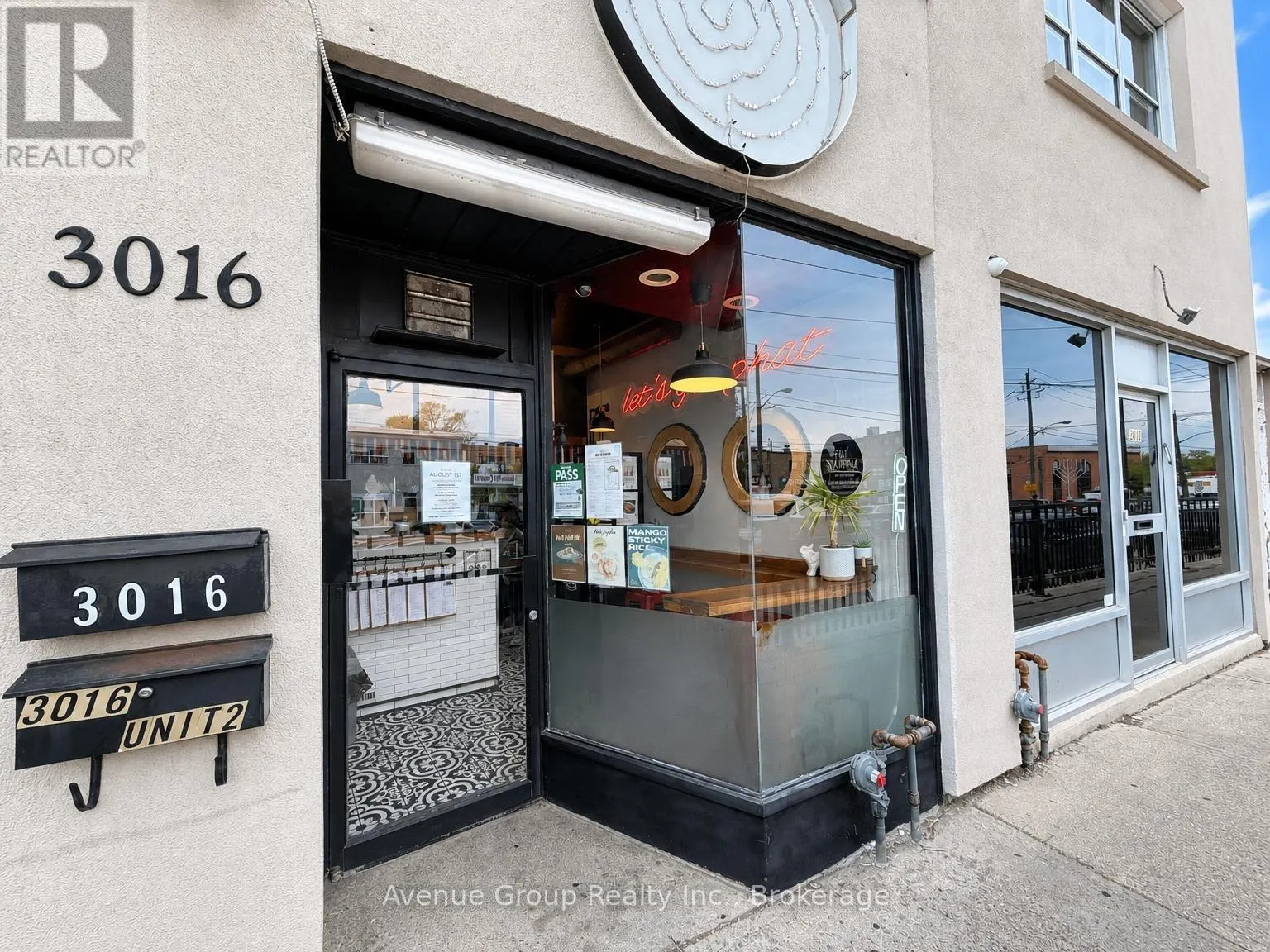 3016B BATHURST STREET