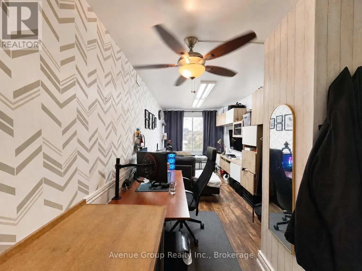 3016B BATHURST STREET