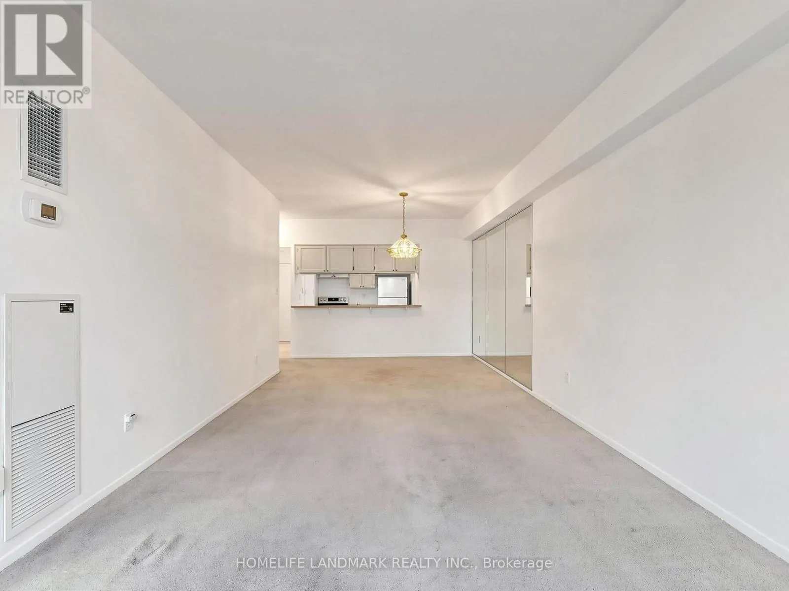102 - 1555 FINCH AVENUE E