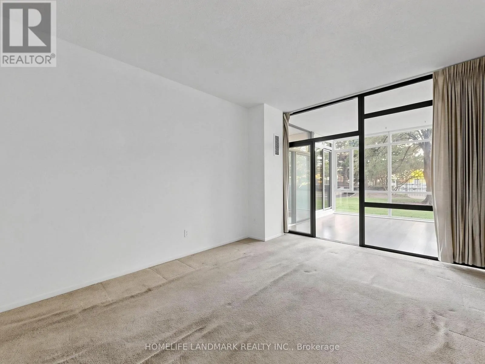 102 - 1555 FINCH AVENUE E