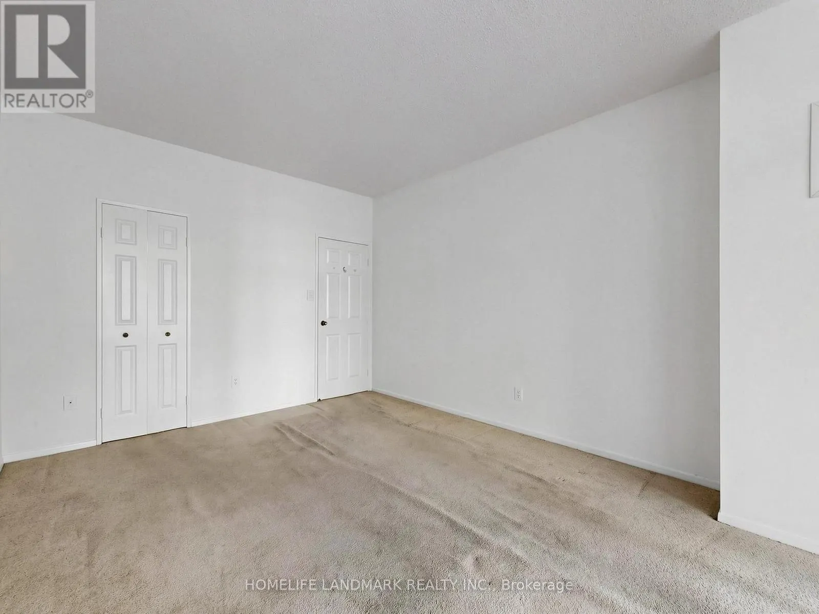 102 - 1555 FINCH AVENUE E