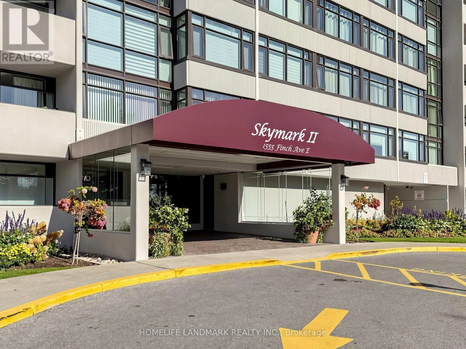 102 - 1555 FINCH AVENUE E