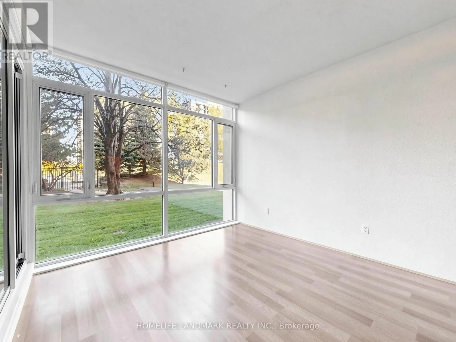 102 - 1555 FINCH AVENUE E