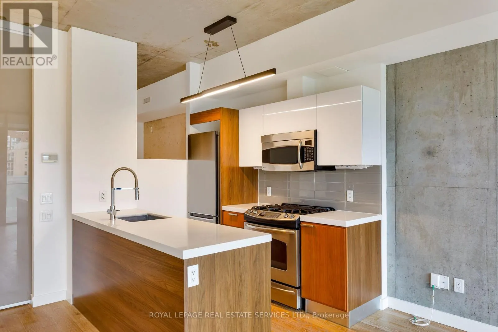501 - 25 STAFFORD STREET