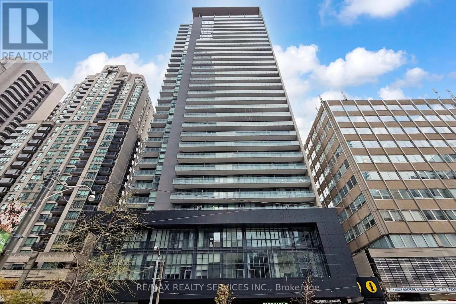 1009 - 770 BAY STREET