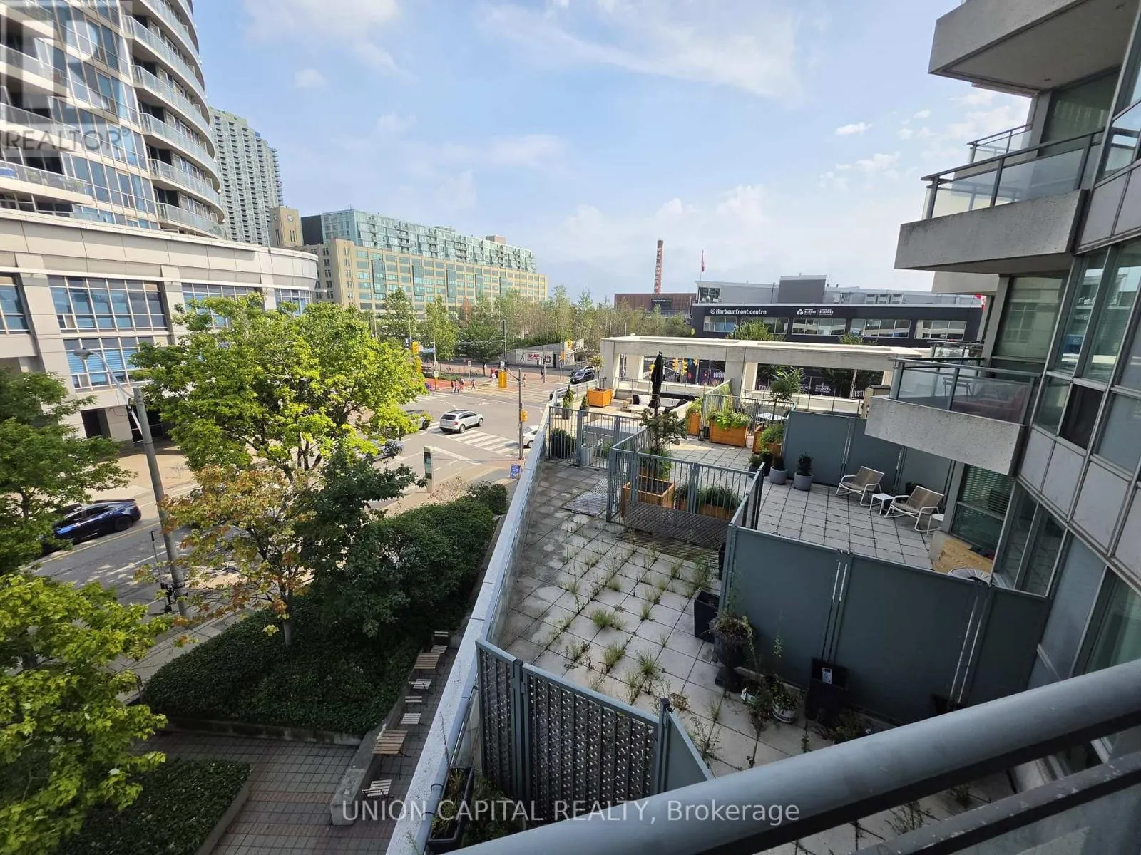 302 - 228 QUEENS QUAY W