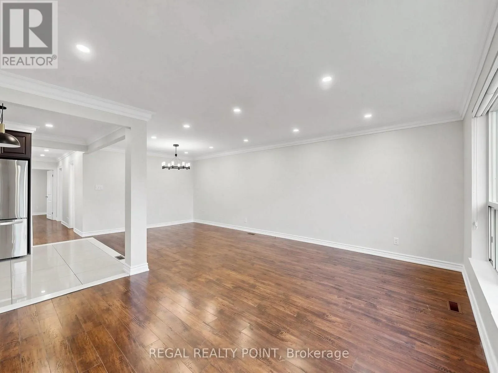 71 CLYDESDALE DRIVE