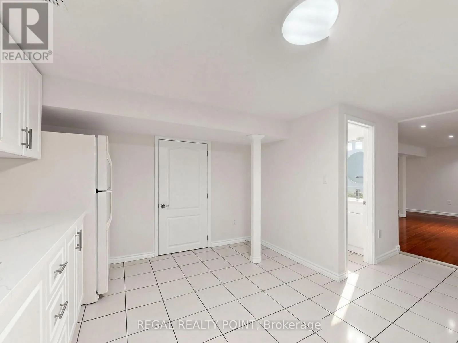 71 CLYDESDALE DRIVE