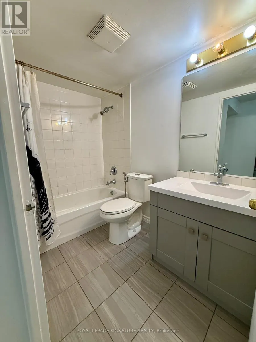 309 - 92 KING STREET E