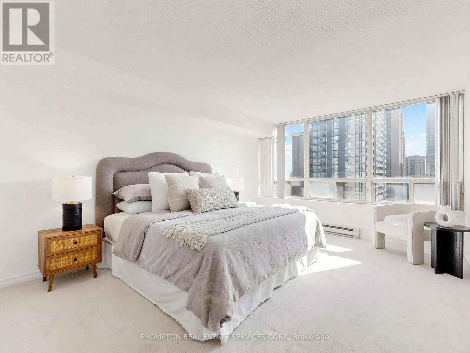 1211 - 30 GREENFIELD AVENUE