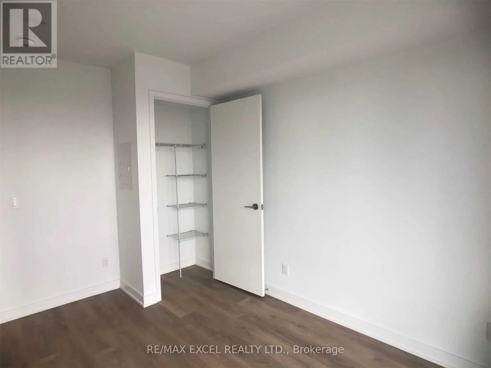 2502 - 18 MAITLAND TERRACE