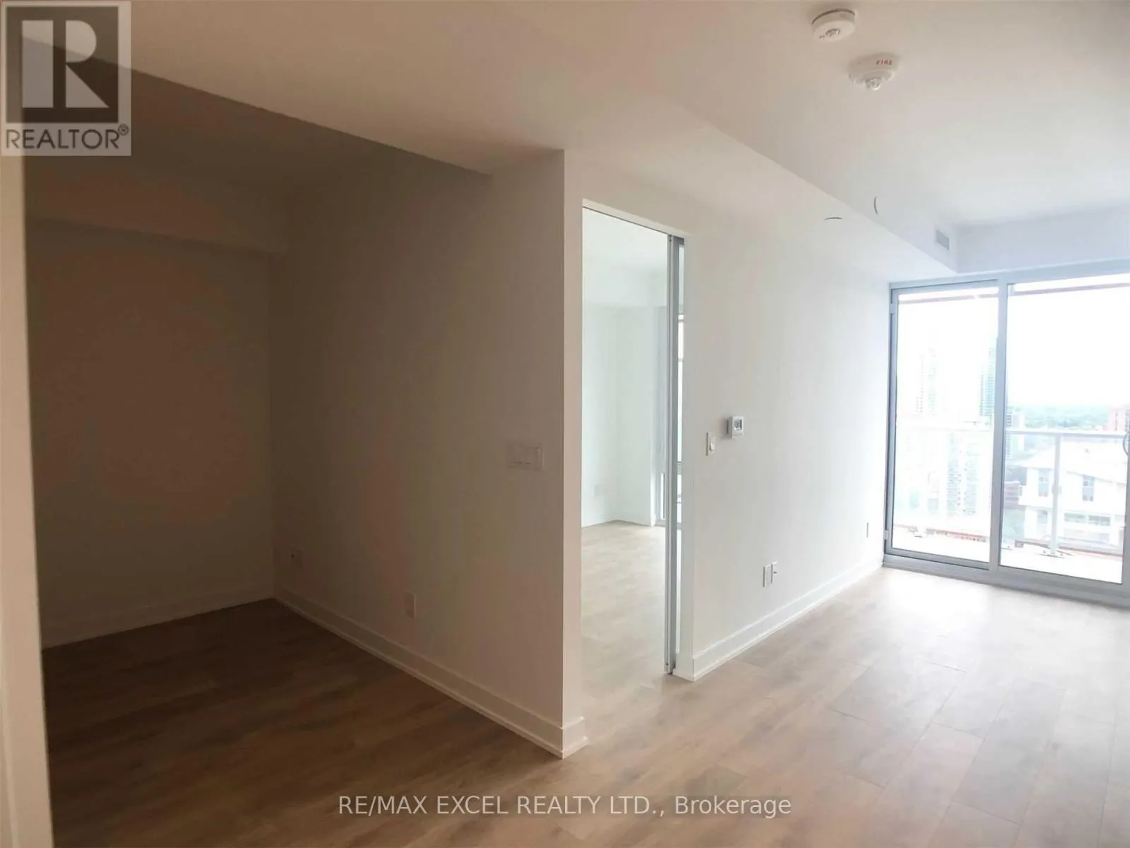 2502 - 18 MAITLAND TERRACE