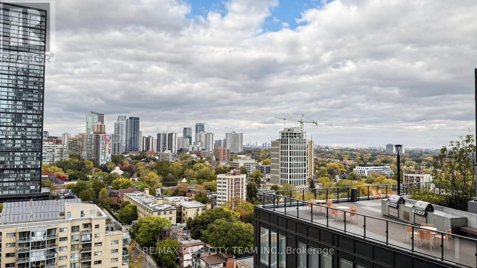 1903 - 251 JARVIS STREET