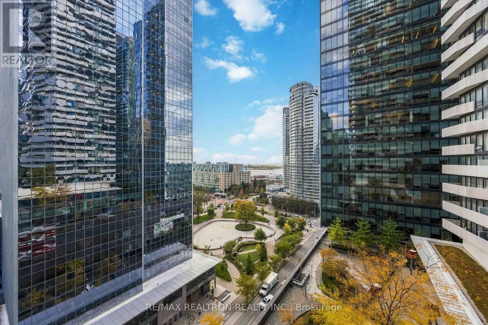 1410 - 88 HARBOUR STREET