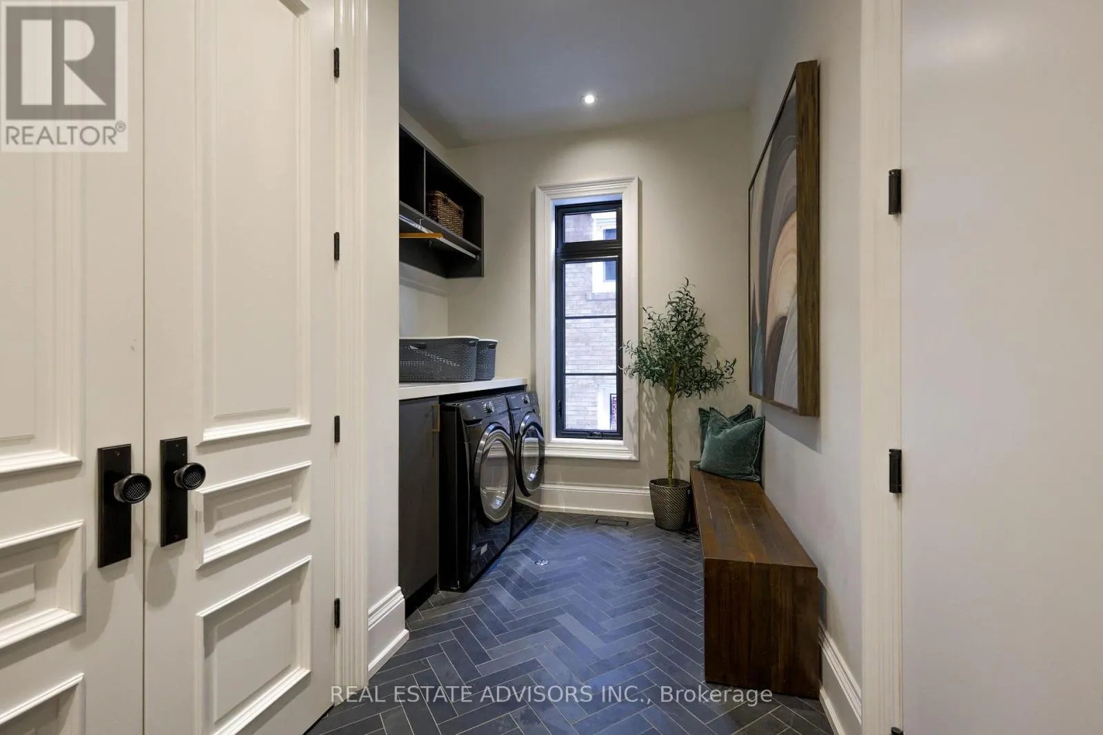 20 ARROWSTOOK ROAD
