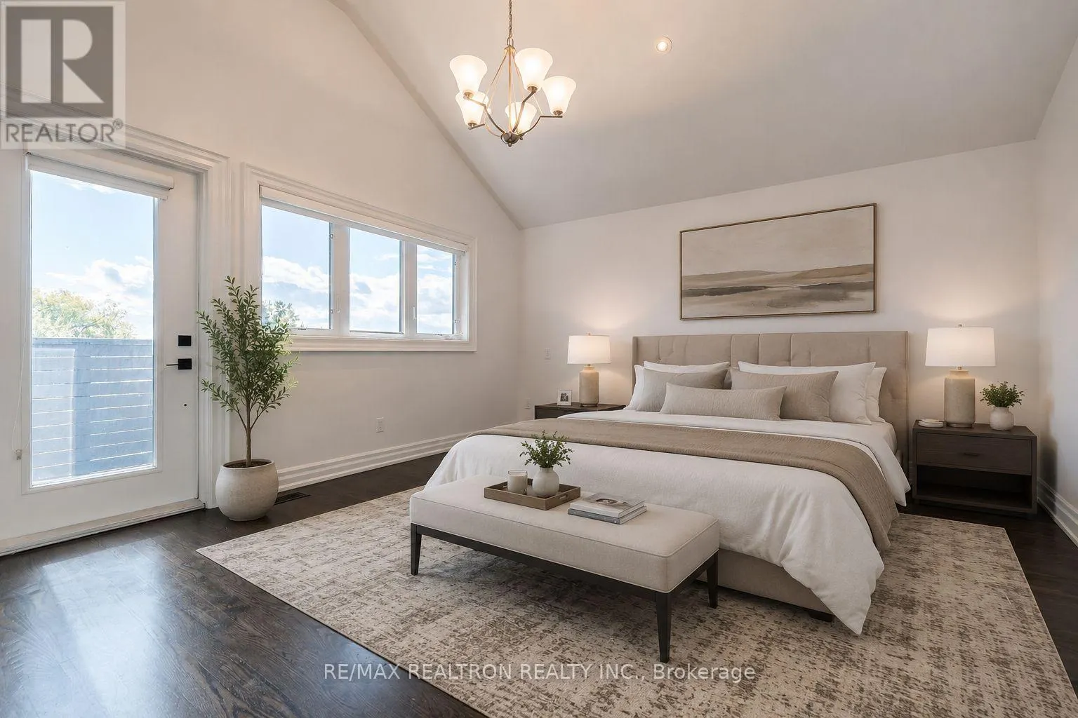 7 LOUISE AVENUE