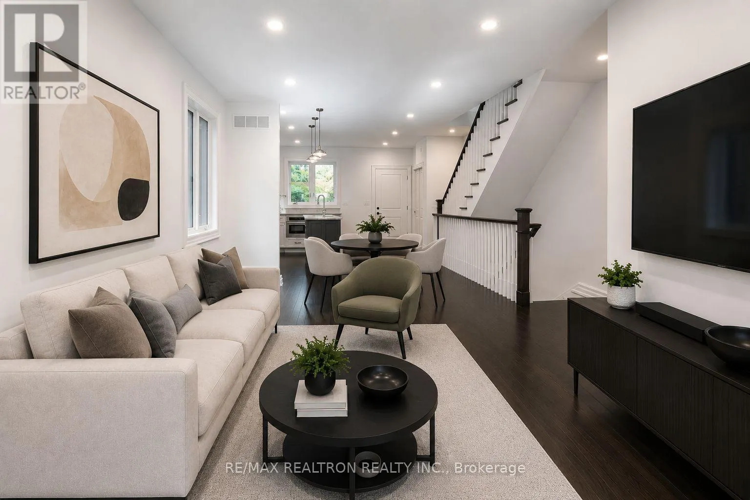 7 LOUISE AVENUE