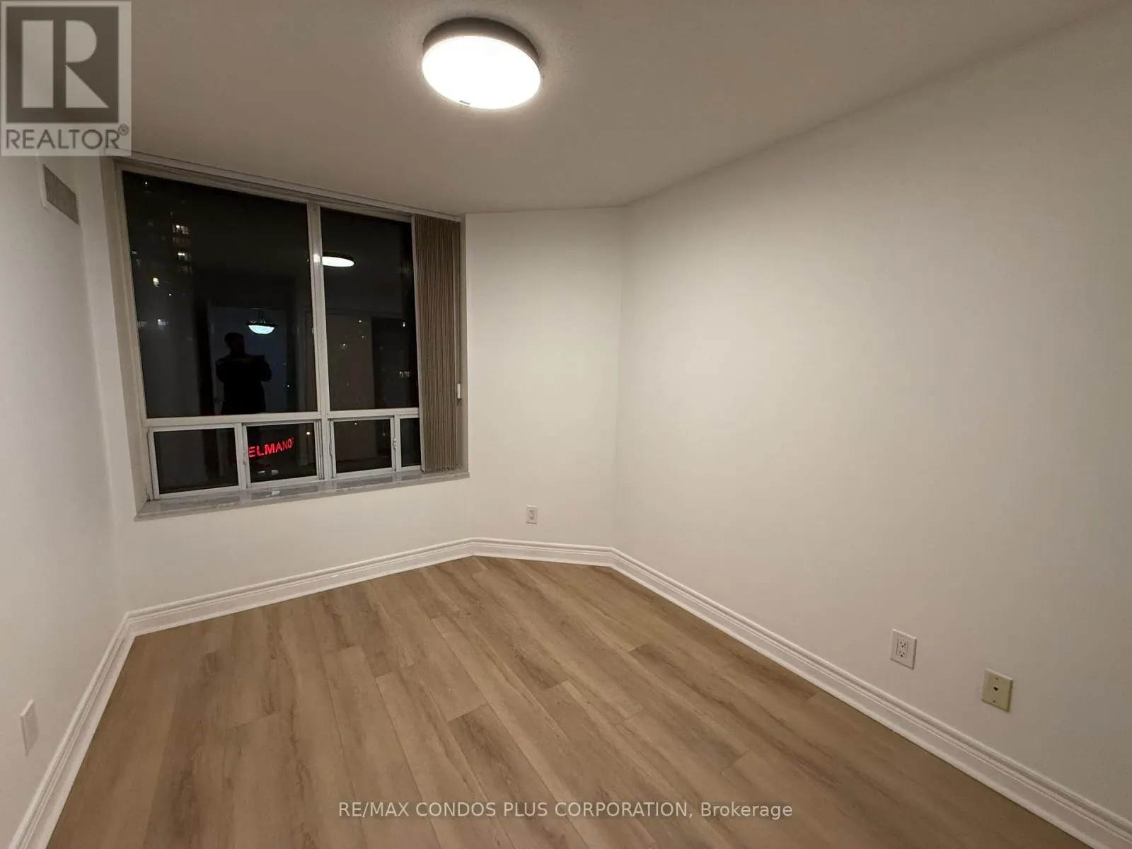 1601 - 5418 YONGE STREET