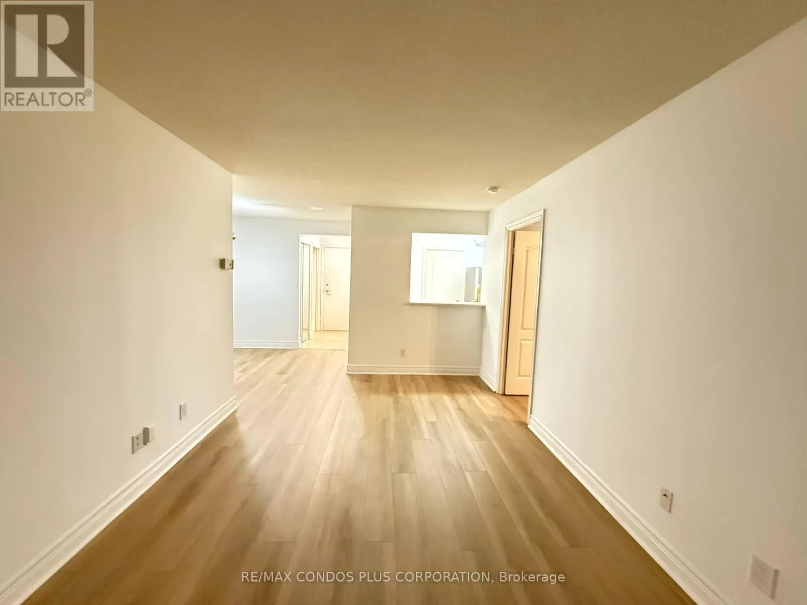 1601 - 5418 YONGE STREET