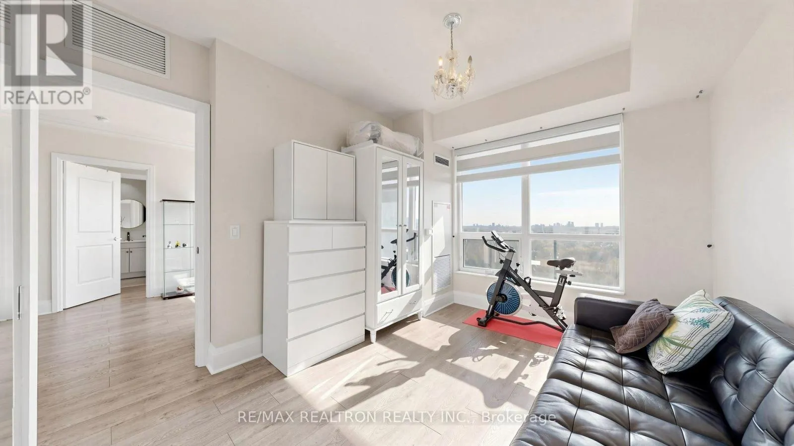 1223 - 100 HARRISON GARDEN BOULEVARD