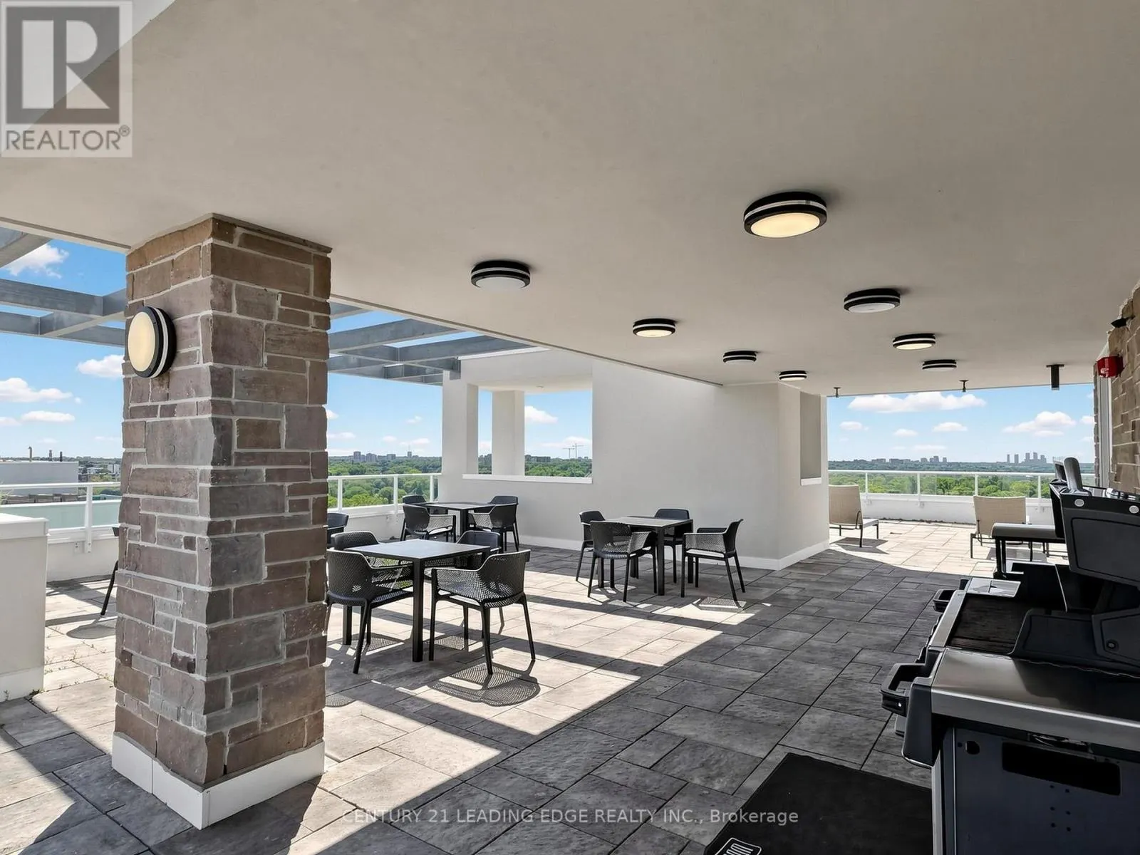 411 - 10 DEERLICK COURT