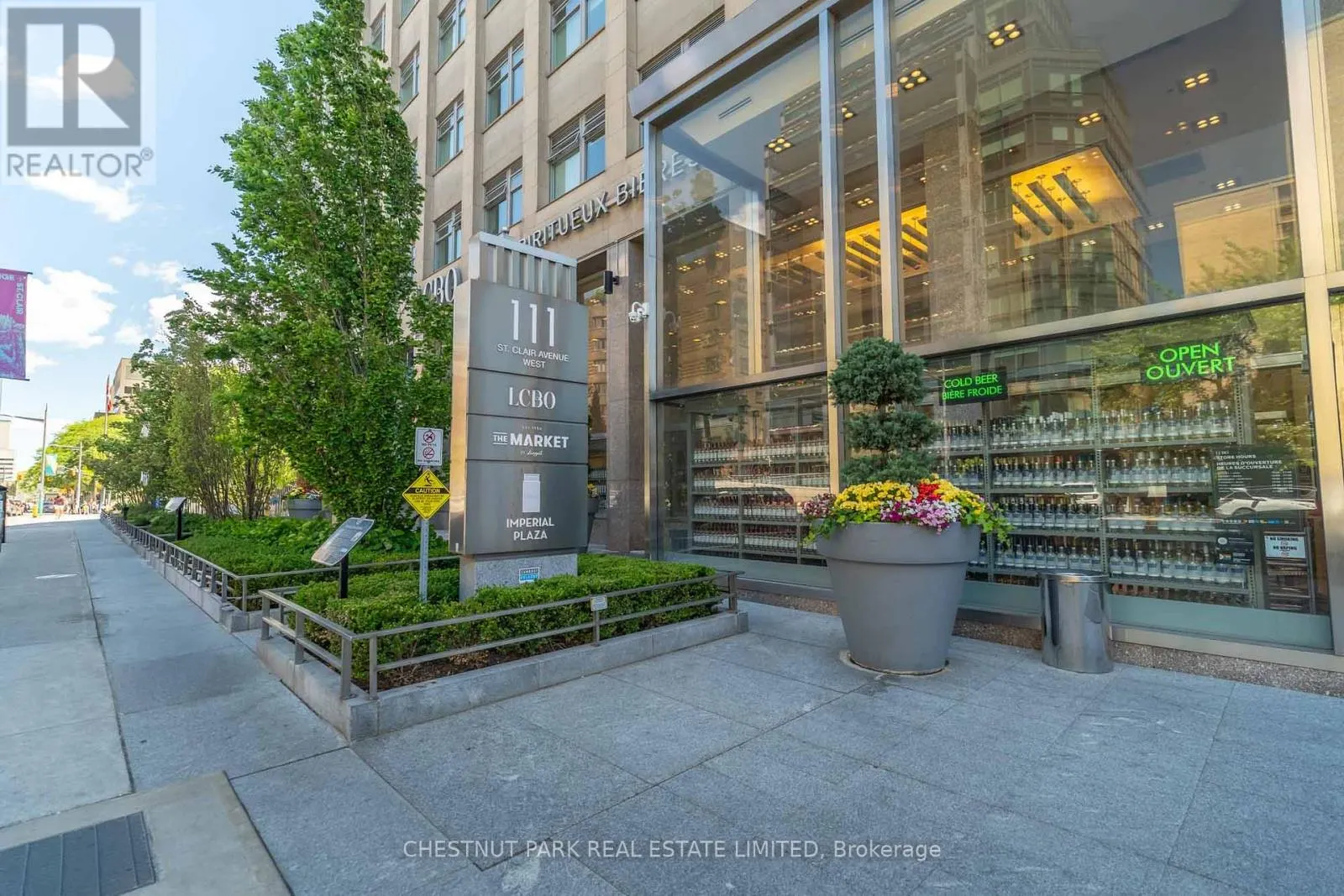 320 - 111 ST CLAIR AVENUE W