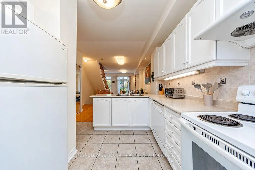 134A FINCH AVENUE W