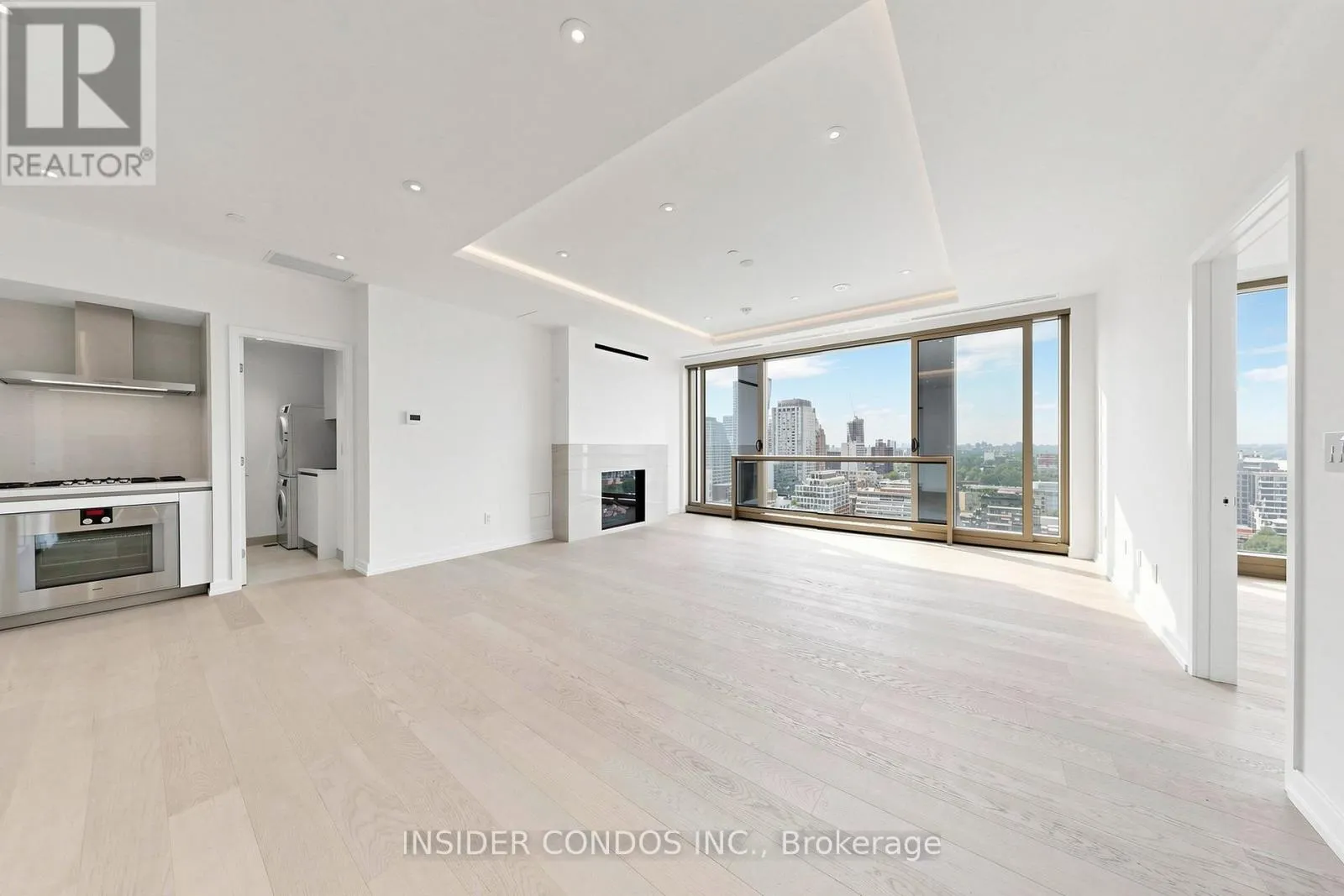 1703 - 1315 BAY STREET