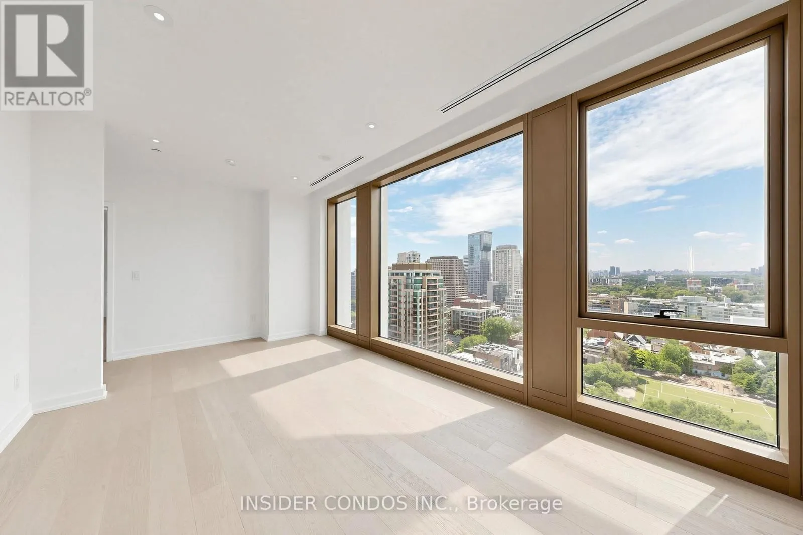 1703 - 1315 BAY STREET