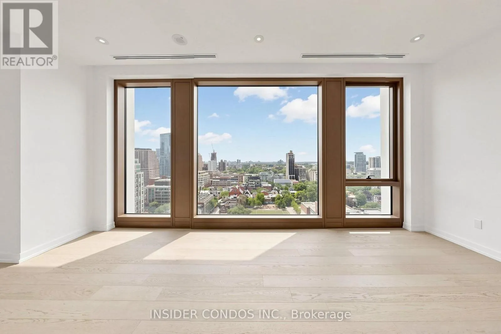 1703 - 1315 BAY STREET