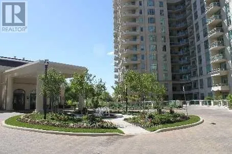 718 - 10 BLOORVIEW PLACE