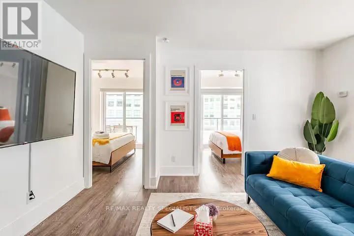304 - 300 FRONT STREET W
