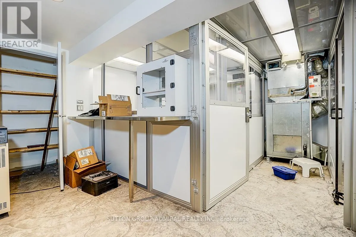 1184 EGLINTON AVENUE W