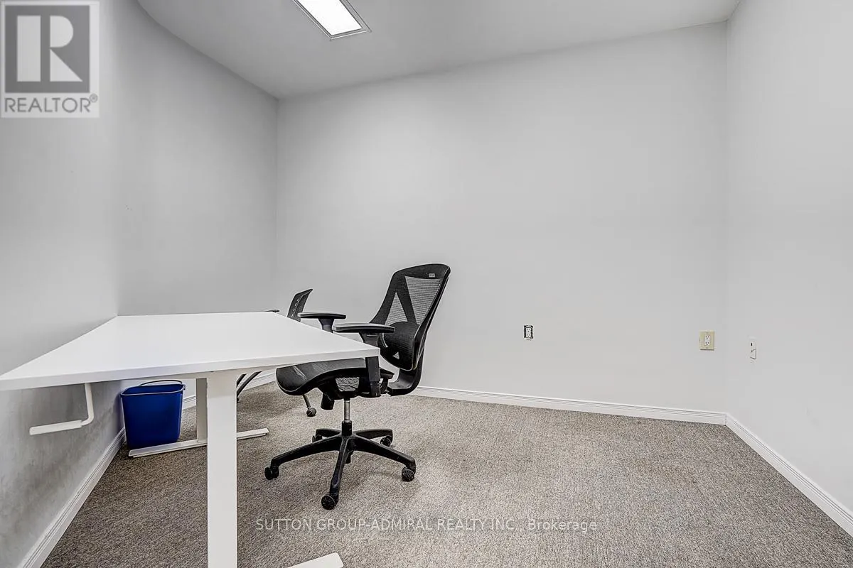1184 EGLINTON AVENUE W