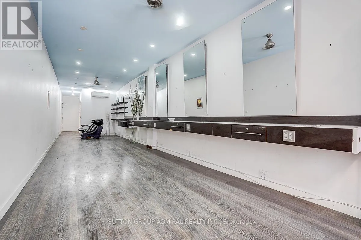 1184 EGLINTON AVENUE W