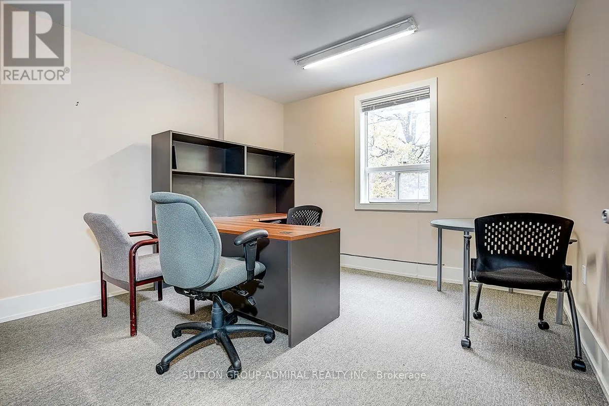 1184 EGLINTON AVENUE W