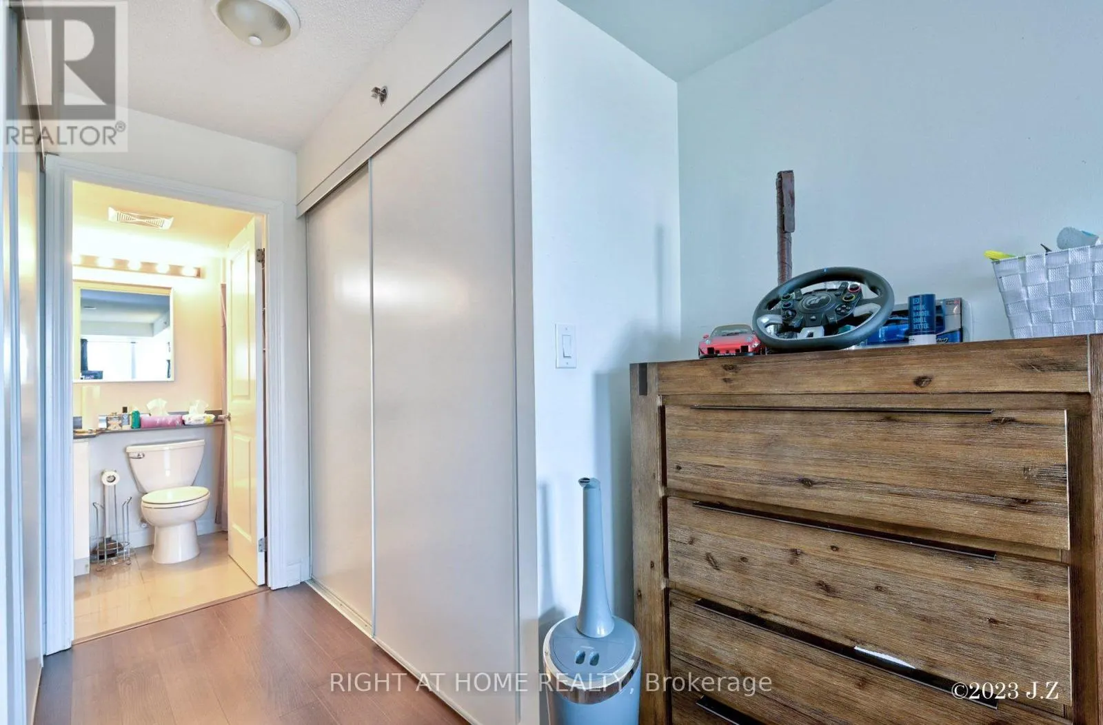 312 - 760 SHEPPARD AVENUE W