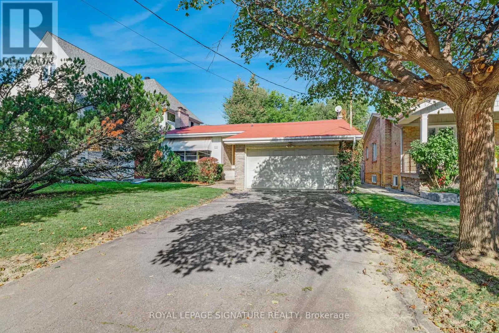 26 MILLGATE CRESCENT