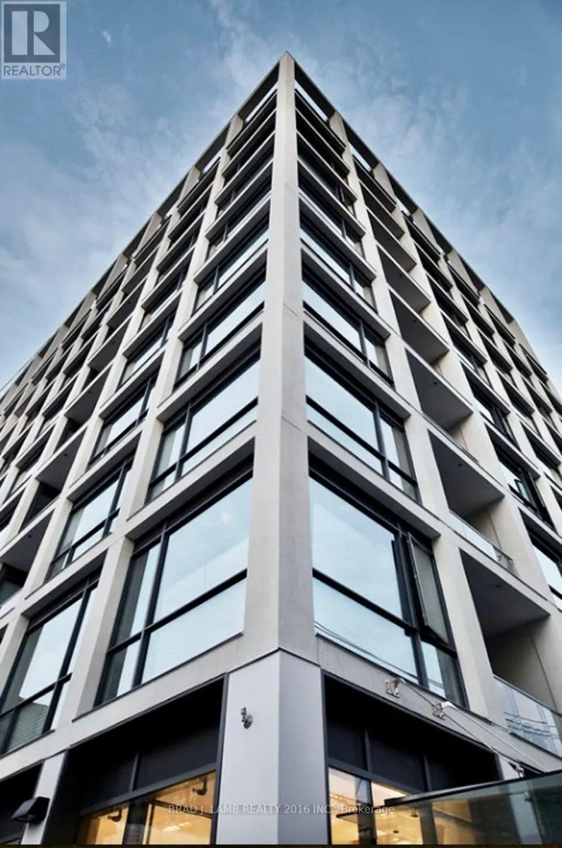 301 - 39 BRANT STREET