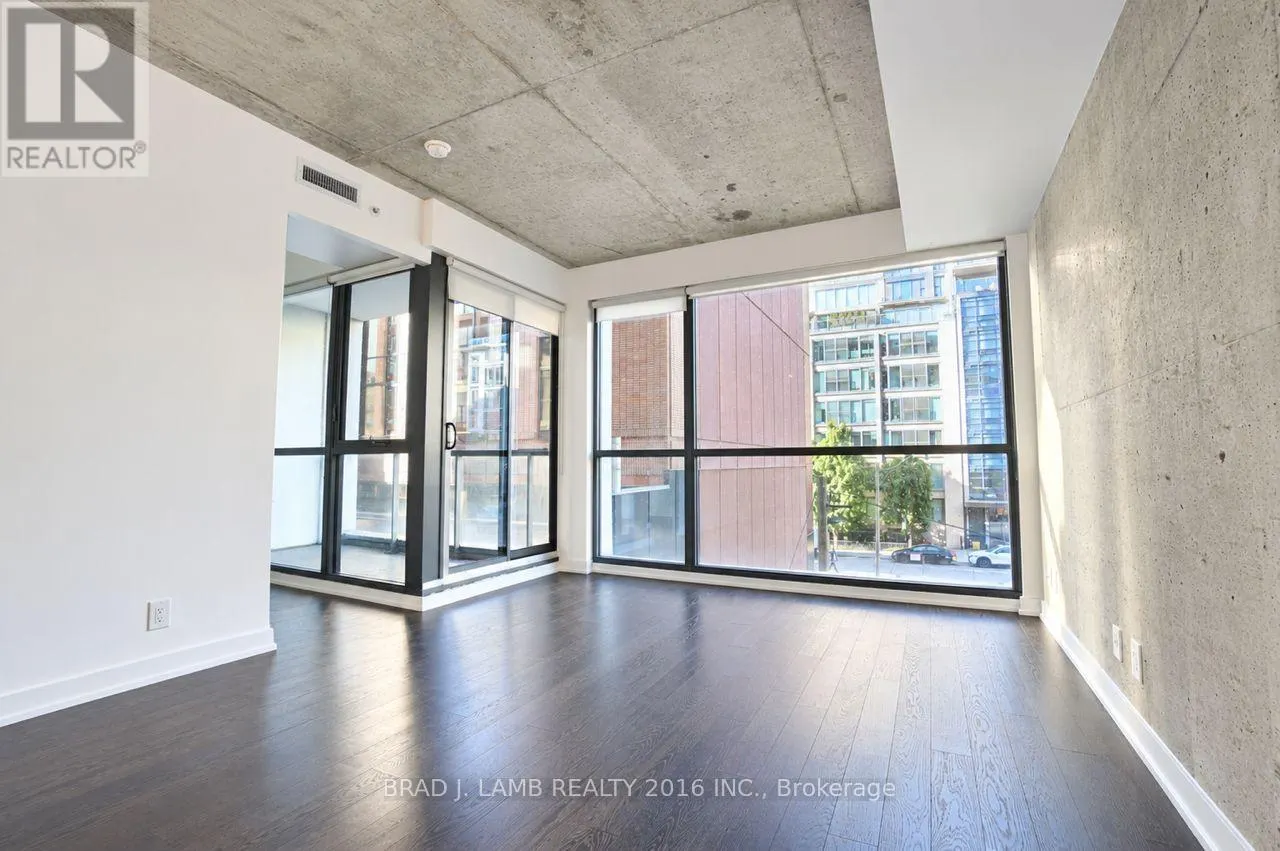 301 - 39 BRANT STREET